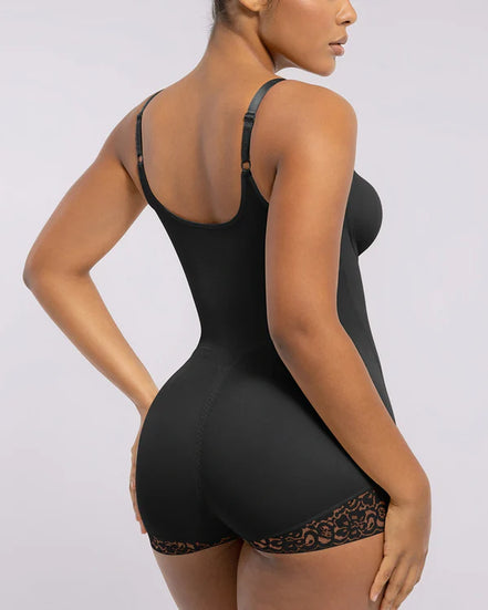 Full body sculpting brief cut for a hourglass effect silhouette