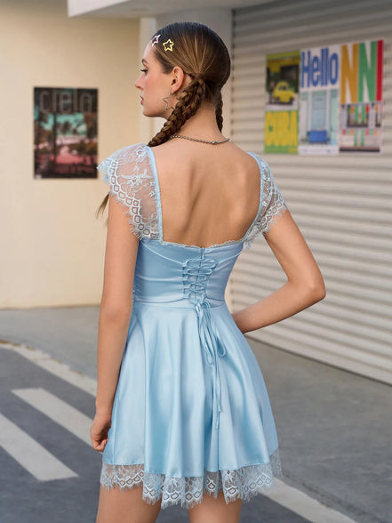 Satin Mini Evening Dress Square Neck Short Sleeves Lace Ruffled Skirt